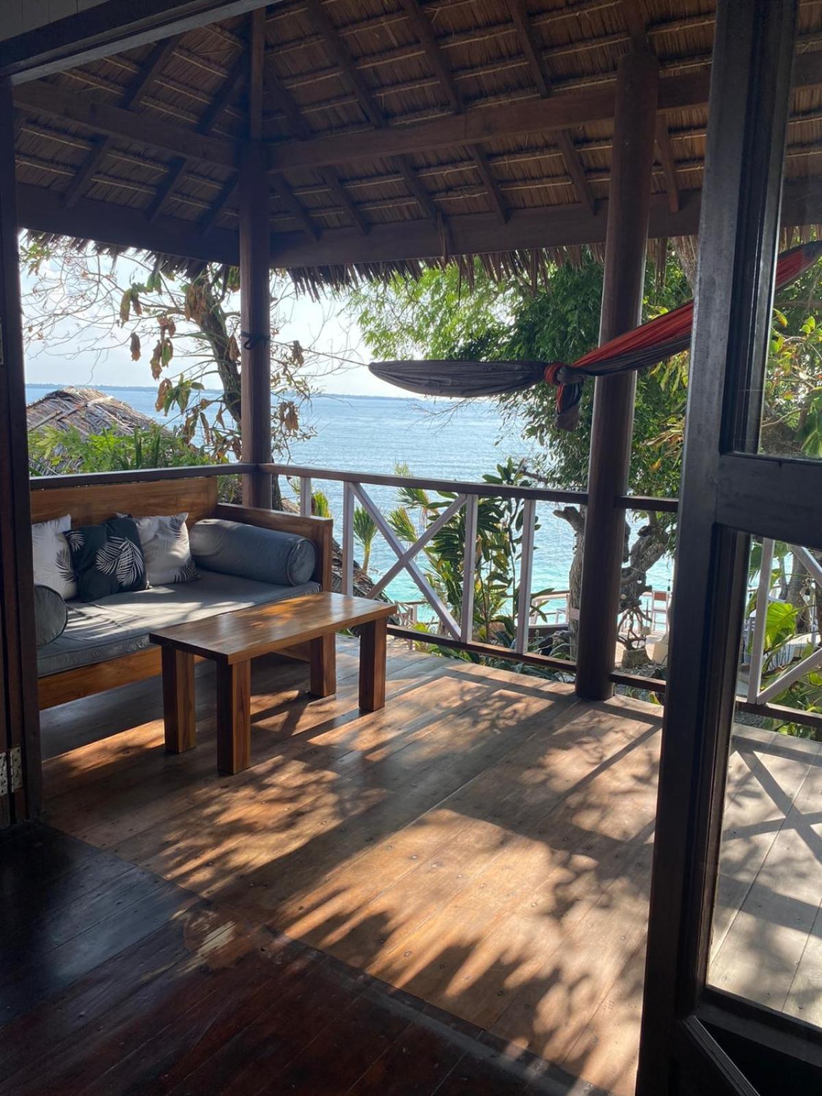 Nini'S Beach Bungalows Bira Oda fotoğraf